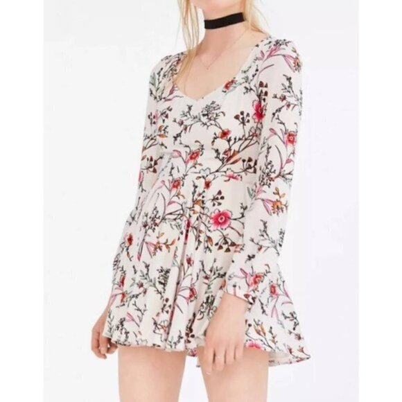 UO Ecote Rosalinda Floral Long Sleeve Dress 4 - Picture 1 of 7